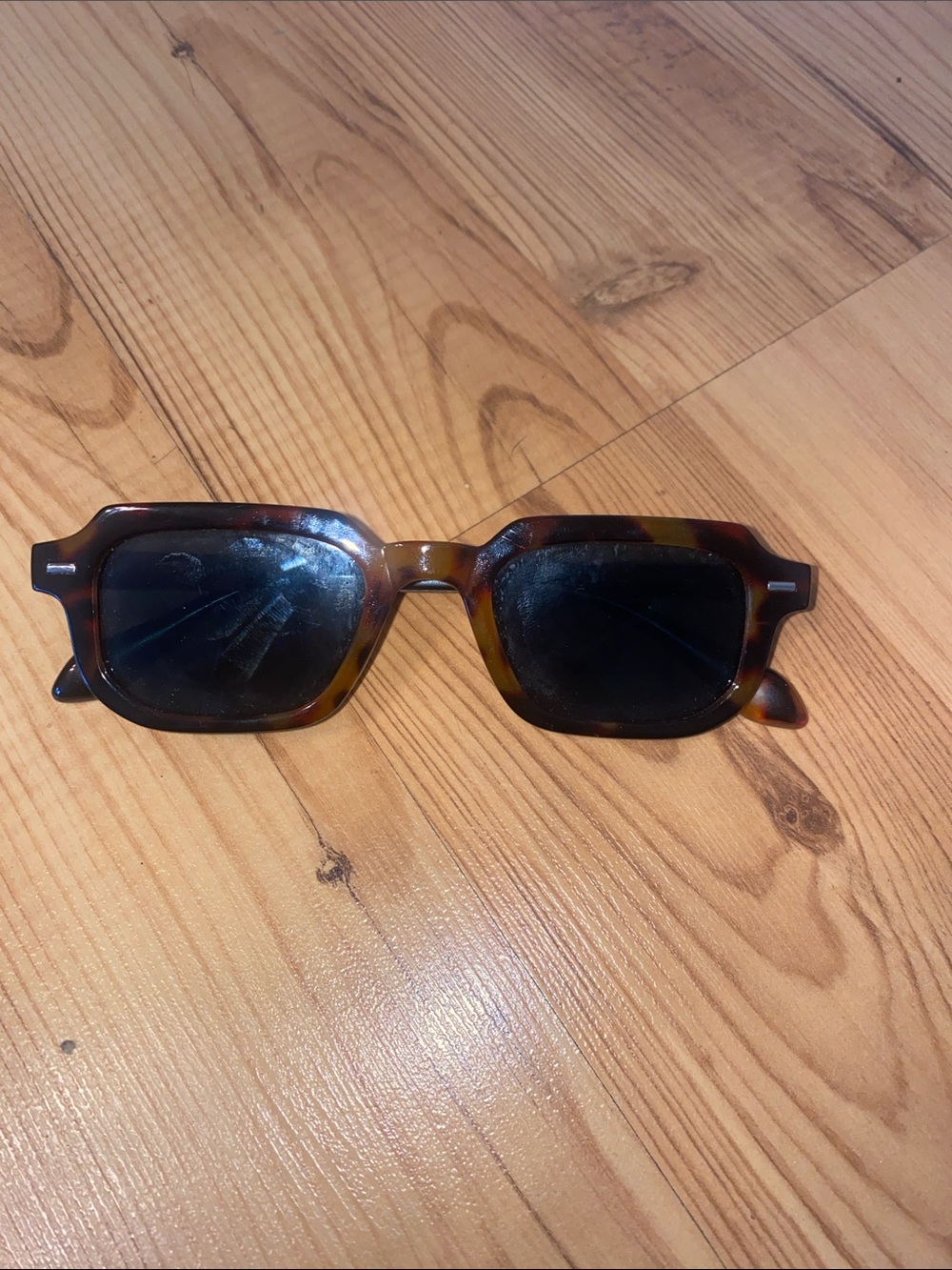 Women's Rectangular Tortoiseshell Sunglasses - Brown